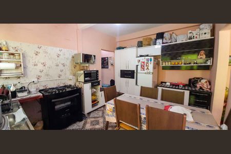 Casa à venda com 90m², 4 quartos e 3 vagasCasa 1 - Cozinha