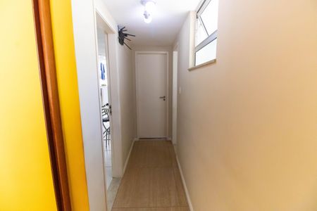 Apartamento à venda com 84m², 2 quartos e 1 vagaCorredor