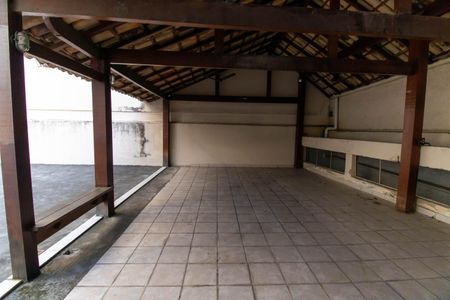 Apartamento à venda com 84m², 2 quartos e 1 vagaÁrea comum