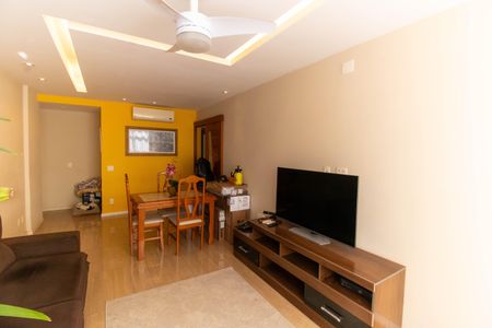 Sala de apartamento à venda com 2 quartos, 84m² em Icaraí, Niterói