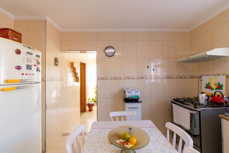 Casa à venda com 160m², 4 quartos e 4 vagasCasa 2 - Cozinha