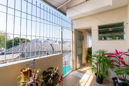 Casa à venda com 160m², 4 quartos e 4 vagasCasa 2 - Área de Serviço