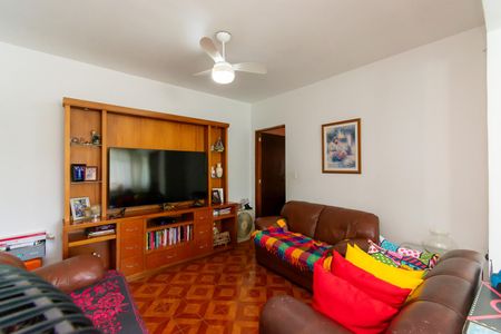 Casa à venda com 160m², 4 quartos e 4 vagasSala