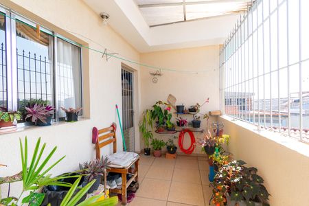 Casa à venda com 160m², 4 quartos e 4 vagasCasa 2 - Varanda