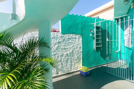 Casa à venda com 160m², 4 quartos e 4 vagasQuintal