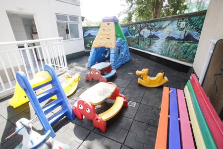 Apartamento à venda com 73m², 3 quartos e 1 vagaÁrea comum - Playground