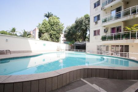 Apartamento à venda com 73m², 3 quartos e 1 vagaÁrea comum - Piscina