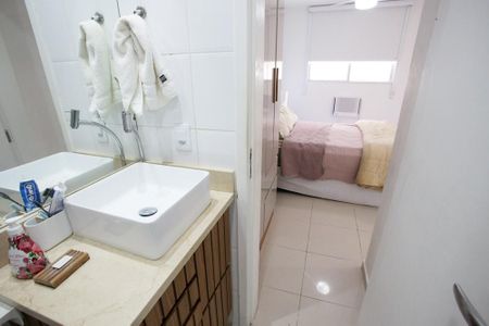 Apartamento à venda com 73m², 3 quartos e 1 vagaBanheiro da Suíte
