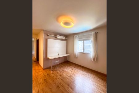 Apartamento à venda com 195m², 3 quartos e 3 vagasSuite 2