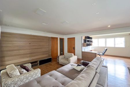 Apartamento à venda com 195m², 3 quartos e 3 vagasSala