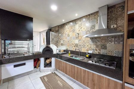 Apartamento à venda com 195m², 3 quartos e 3 vagasChurrasqueira