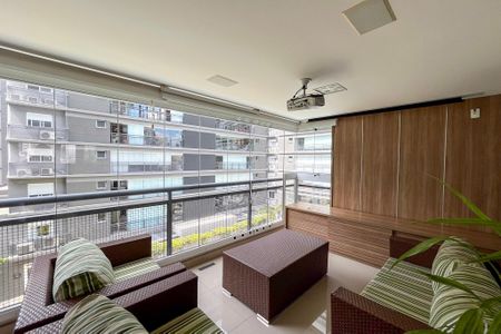 Apartamento à venda com 195m², 3 quartos e 3 vagasVaranda gourmet