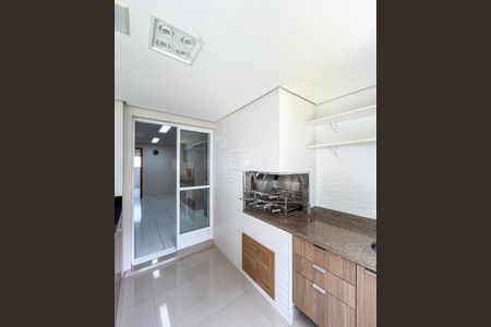 Apartamento à venda com 195m², 3 quartos e 3 vagasChurrasqueira