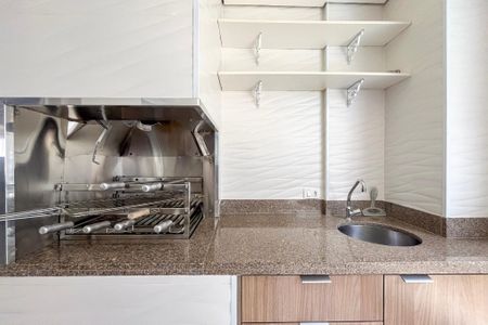 Apartamento à venda com 195m², 3 quartos e 3 vagasChurrasqueira