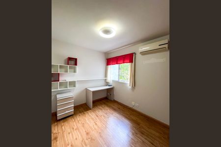 Apartamento à venda com 195m², 3 quartos e 3 vagasSuíte 1