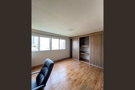 Apartamento à venda com 195m², 3 quartos e 3 vagasEscritório