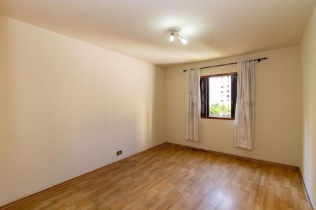 Casa à venda com 150m², 4 quartos e 1 vaga