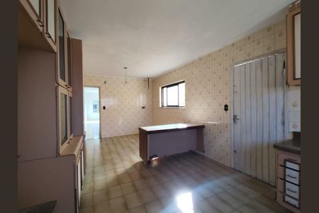 Casa à venda com 3 quartos, 166m² em Jardim Vila Formosa, São Paulo