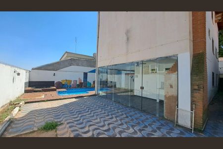 Casa à venda com 405m², 5 quartos e 4 vagas