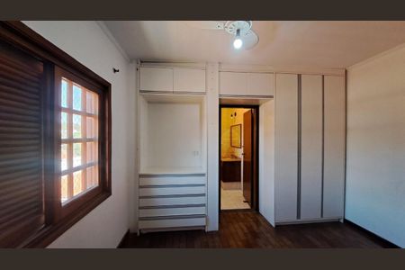 Casa à venda com 405m², 5 quartos e 4 vagas