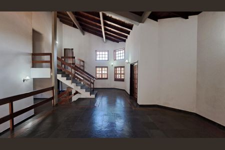 Casa à venda com 405m², 5 quartos e 4 vagas