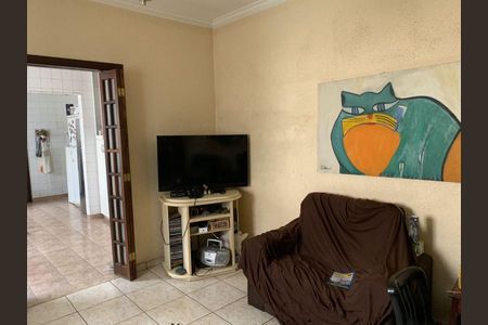 Casa à venda com 4 quartos, 200m² em Mirandópolis, São Paulo