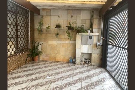 Casa à venda com 4 quartos, 200m² em Mirandópolis, São Paulo