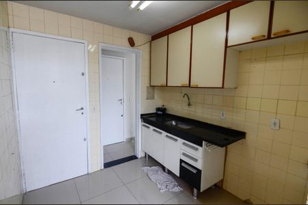 Apartamento à venda com 51m², 1 quarto e 1 vaga Apartamento à venda com 51m², 1 quarto e 1 vagaCozinha