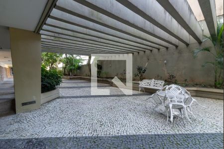 Apartamento à venda com 51m², 1 quarto e 1 vaga Apartamento à venda com 51m², 1 quarto e 1 vagaHall