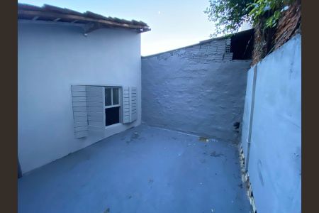 Casa à venda com 1 quarto, 96m² em Vila Scarpelli, Santo André
