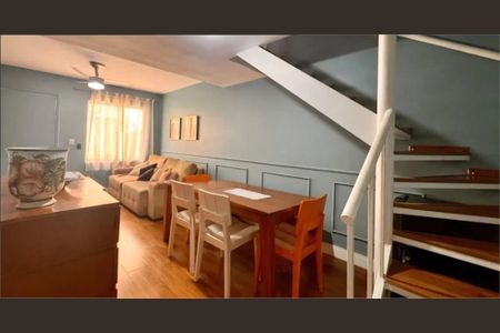 Casa à venda com 2 quartos, 80m² em Jardim Sarah, São Paulo