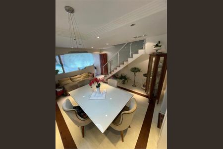 Casa à venda com 3 quartos, 129m² em Vila Adelaide Perella, Guarulhos