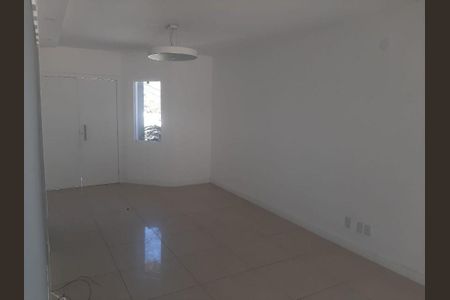 Casa à venda com 3 quartos, 105m² em Serra Grande, Niterói