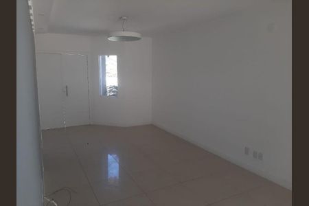 Casa à venda com 3 quartos, 105m² em Serra Grande, Niterói