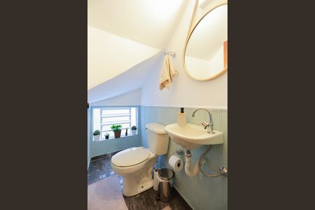 Casa à venda com 180m², 3 quartos e 4 vagas Casa à venda com 180m², 3 quartos e 4 vagasLavabo da Sala