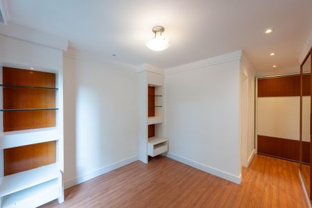 Apartamento para alugar com 100m², 3 quartos e 2 vagasSuíte 3