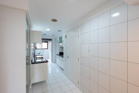 Apartamento para alugar com 100m², 3 quartos e 2 vagasCozinha