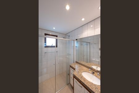 Apartamento para alugar com 100m², 3 quartos e 2 vagasBanheiro da Suíte 3