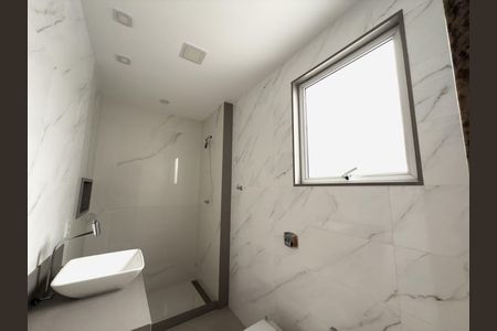 Apartamento à venda com 80m², 2 quartos e sem vagaBanheiro