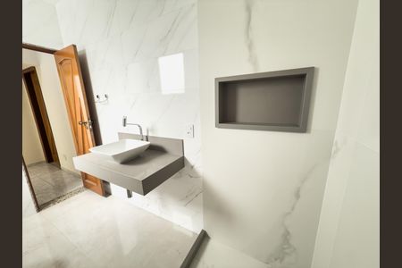 Apartamento à venda com 80m², 2 quartos e sem vagaBanheiro