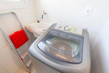 Apartamento para alugar com 55m², 2 quartos e 1 vagaÁrea de Serviço