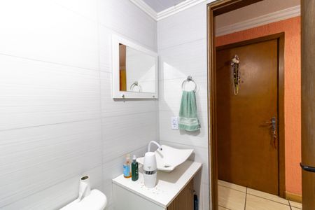 Apartamento para alugar com 35m², 2 quartos e 2 vagas Apartamento para alugar com 35m², 2 quartos e 2 vagasBanheiro