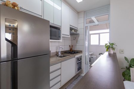 Apartamento para alugar com 57m², 2 quartos e 1 vaga Apartamento para alugar com 57m², 2 quartos e 1 vagaCozinha e área de serviço
