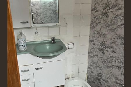 Banheiro  de casa para alugar com 2 quartos, 140m² em Vila Penteado, São Paulo