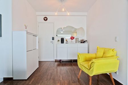 Apartamento à venda com 88m², 2 quartos e 1 vaga Apartamento à venda com 88m², 2 quartos e 1 vagaSala