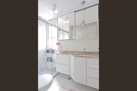 Apartamento à venda com 88m², 2 quartos e 1 vaga Apartamento à venda com 88m², 2 quartos e 1 vagaBanheiro da Suíte 2