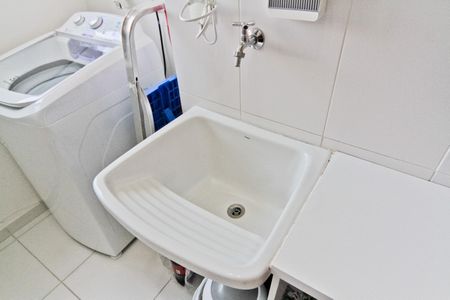 Apartamento à venda com 88m², 2 quartos e 1 vaga Apartamento à venda com 88m², 2 quartos e 1 vagaÁrea de Serviço