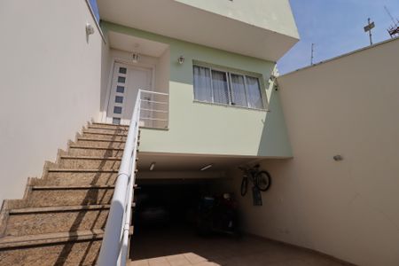 Casa à venda com 257m², 3 quartos e 4 vagasGaragem