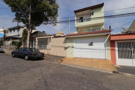 Casa à venda com 257m², 3 quartos e 4 vagasFachada