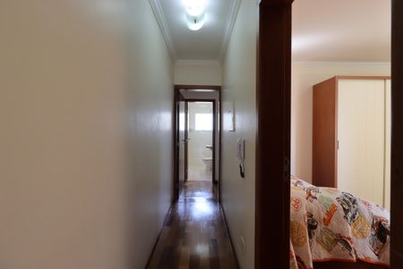 Casa à venda com 257m², 3 quartos e 4 vagasCorredor 